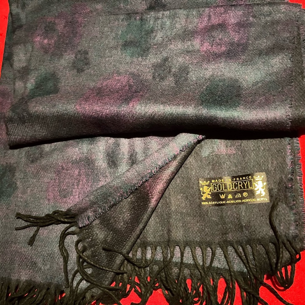 Goldcryl Fringed Scarf in Black and Purple